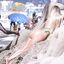 Hot lady with sexy curves teasing in an amateur gallery