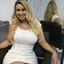 Hot lady with sexy curves teasing in an amateur gallery