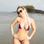 Hot lady with sexy curves teasing in an amateur gallery